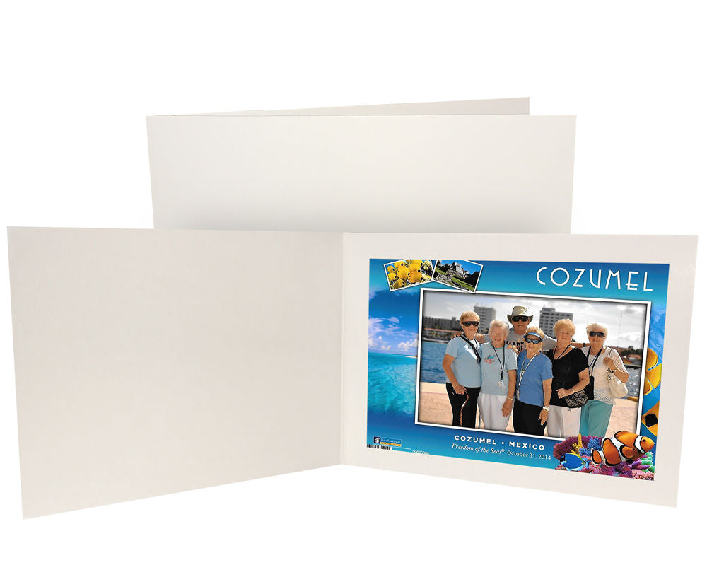White folders for horizontal 6" x 4" and 7" x 5" pictures